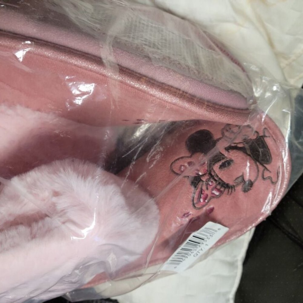 MINNIE MOUSE BOOT SLIPPERS FAUX SUEDE WOMEN'S SIZE LARGE 9/10 NWT DISNEY STORE - Picture 2 of 6